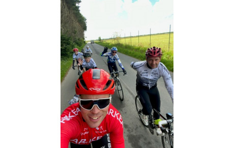 Alan RIOU et les jeunes du TCGR